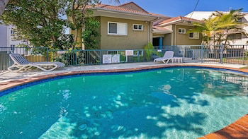 Pacific Waves - Accommodation Sunshine Coast 0
