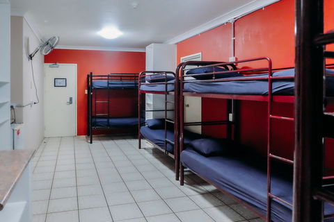 Brisbane Backpackers Resort - Hostel - Accommodation Sunshine Coast 5