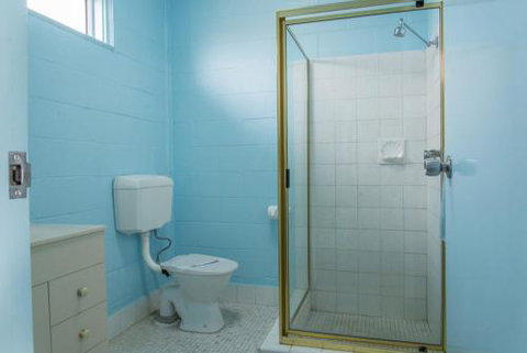 Artesian Motor Inn - Accommodation Sunshine Coast 1