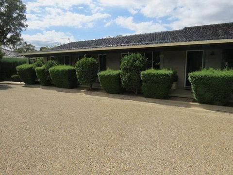 Burringa Motel - Accommodation Sunshine Coast 2