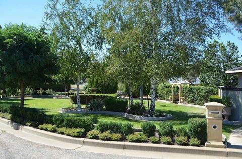 Burringa Motel - Accommodation Sunshine Coast 1