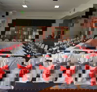 Burkes Hotel Motel - Accommodation Sunshine Coast