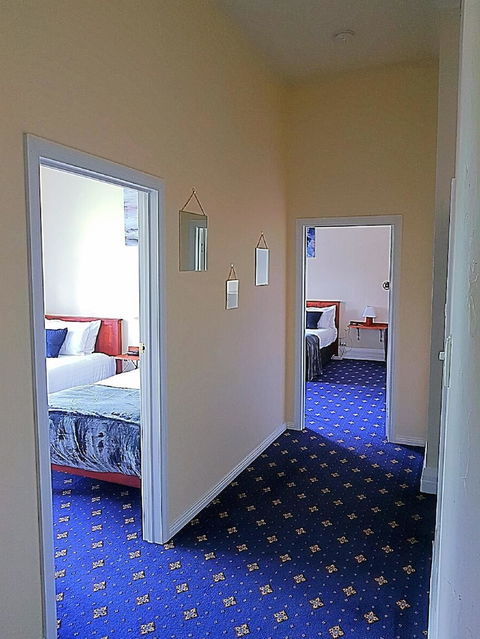 The Wharf Hotel Wynyard - Accommodation Sunshine Coast 5