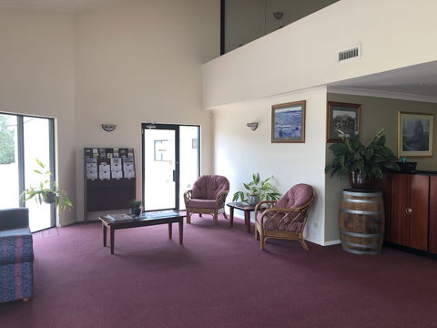 Turners Vineyard Motel And Function Centre - Accommodation Sunshine Coast 6