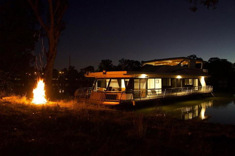 Mildura Houseboats - Accommodation Sunshine Coast 3