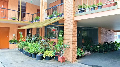 New Olympic Motel - Accommodation Sunshine Coast 2