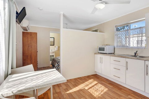 Charters Towers Tourist Park - Accommodation Sunshine Coast 7