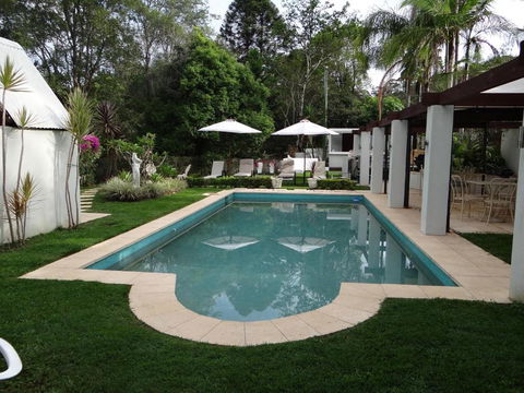 Eumundi Yacht Club B & B - Accommodation Sunshine Coast 2