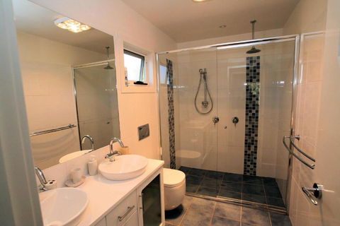 Bridport Holiday Rental - Accommodation Sunshine Coast 4