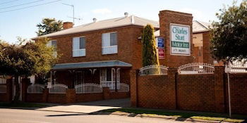 The Charles Sturt Motor Inn - Accommodation Sunshine Coast 0