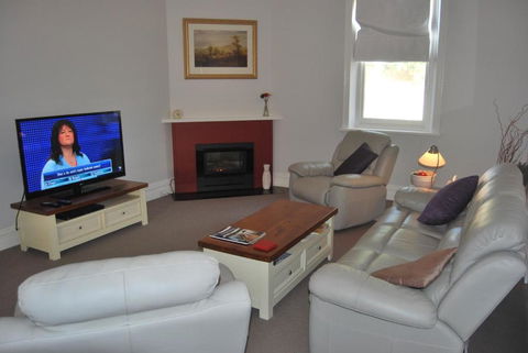 Jacaranda Cottage - Accommodation Sunshine Coast 1
