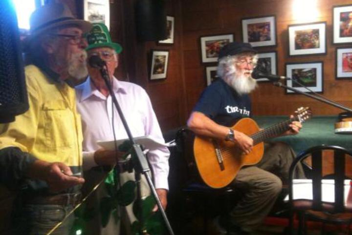 Gundaroo NSW Accommodation Sunshine Coast