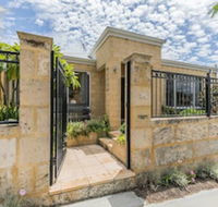 Ocean Keys Cottage - Accommodation Sunshine Coast