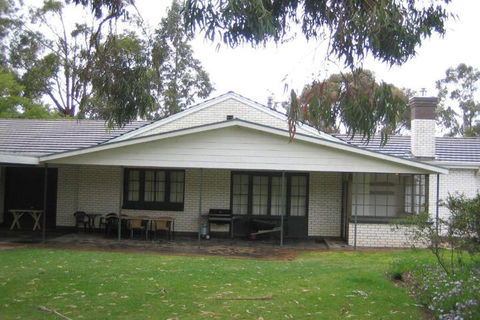 Pinkerton Hill Naracoorte - Accommodation Sunshine Coast 4