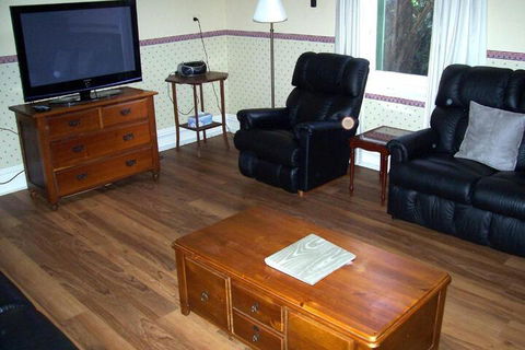 Smith Street Villa Naracoorte - Accommodation Sunshine Coast 7