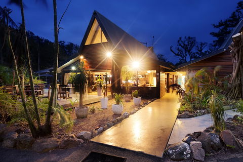 Palm Bay Resort - Accommodation Sunshine Coast 5