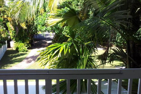 Absolute Backpackers Mission Beach - Accommodation Sunshine Coast 4
