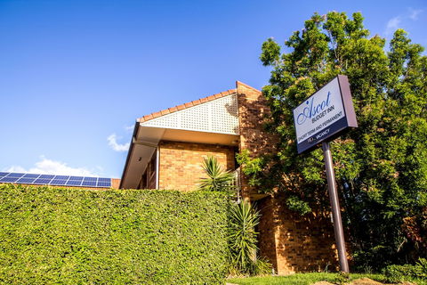 Ascot Budget Inn & Residences - Accommodation Sunshine Coast 0