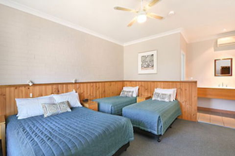 Catalina Motel Lake Macquarie - Accommodation Sunshine Coast 4