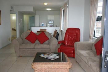 King's Row Holiday Apartments - Accommodation Sunshine Coast 6