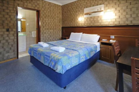 Pavlos Motel - Accommodation Sunshine Coast 2