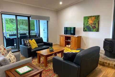 Clouds Mapleton - Accommodation Sunshine Coast 6