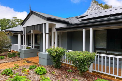 Clouds Mapleton - Accommodation Sunshine Coast 3