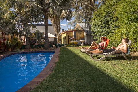 Alice Springs YHA - Hostel - Accommodation Sunshine Coast 1