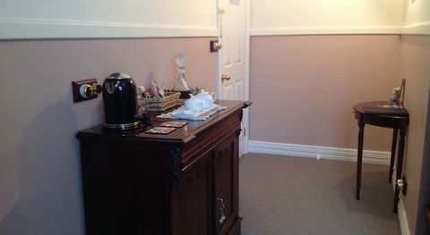 Walton House - Accommodation Sunshine Coast 6