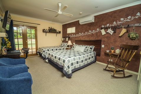 Armadale Cottage Bed & Breakfast - Accommodation Sunshine Coast 6