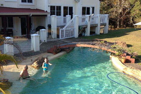 Kingfishers Manor - Accommodation Sunshine Coast 5