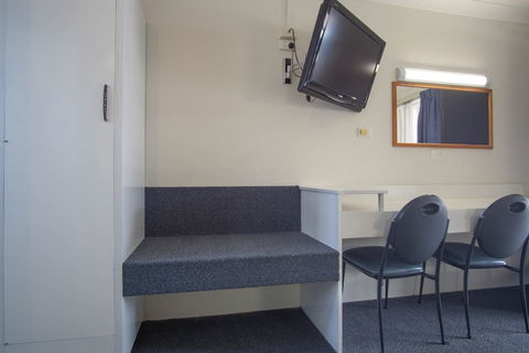 Acacia Motor Inn - Accommodation Sunshine Coast 5