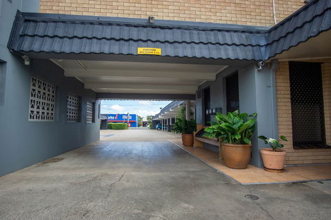 Acacia Motor Inn - Accommodation Sunshine Coast 0