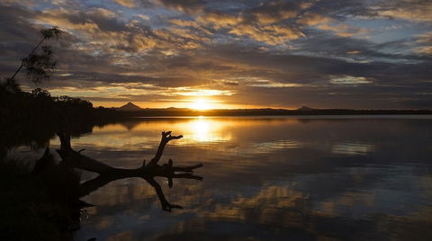 Lake Weyba Cottages - Accommodation Sunshine Coast 0