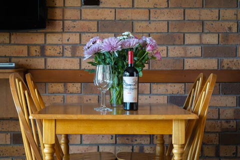 Blickinstal Barossa Valley Retreat - Accommodation Sunshine Coast 3