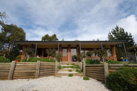 Blickinstal Barossa Valley Retreat - Accommodation Sunshine Coast 0