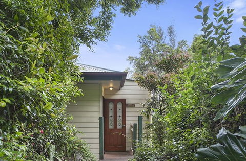 Lillypilly's Cottages & Day Spa - Accommodation Sunshine Coast 2