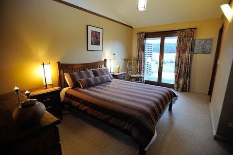 Forest Walks Lodge - Accommodation Sunshine Coast 5