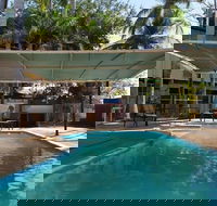 Palm Court Budget Motel Hostel/Backpackers - Accommodation Sunshine Coast