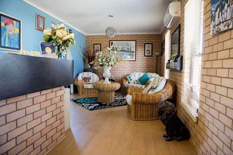 Cameo Inn Motel - Accommodation Sunshine Coast 7