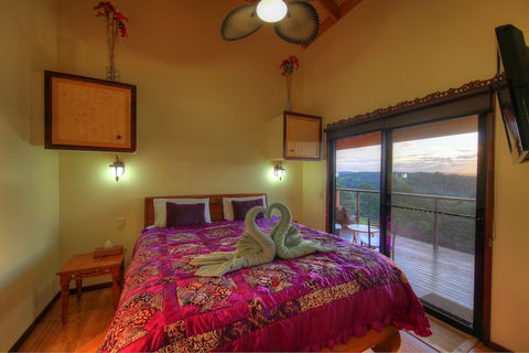 Maleny Tropical Retreat Balinese B&b - Accommodation Sunshine Coast 4