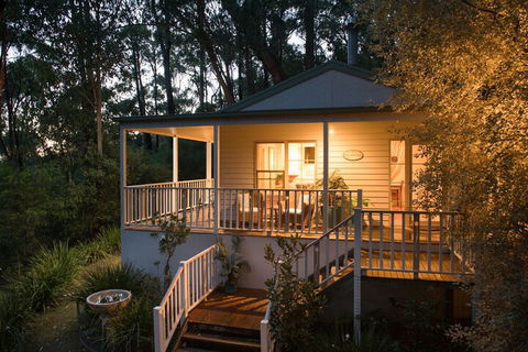 Myers Creek Cascades Luxury Cottages - Accommodation Sunshine Coast 2