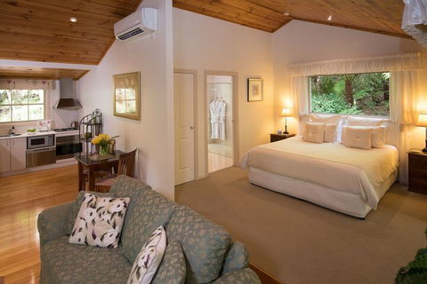 Myers Creek Cascades Luxury Cottages - Accommodation Sunshine Coast 7