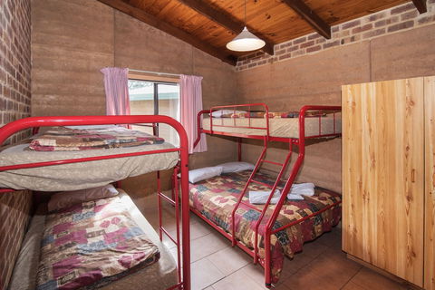 Sandy Bay Holiday Park - Accommodation Sunshine Coast 3