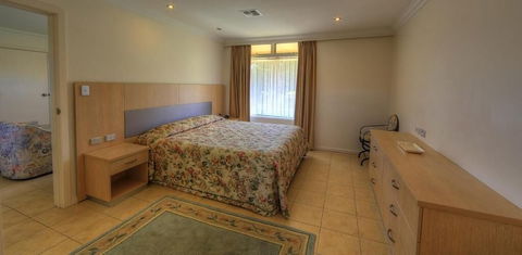 Cooma Motor Lodge Motel - Accommodation Sunshine Coast 0