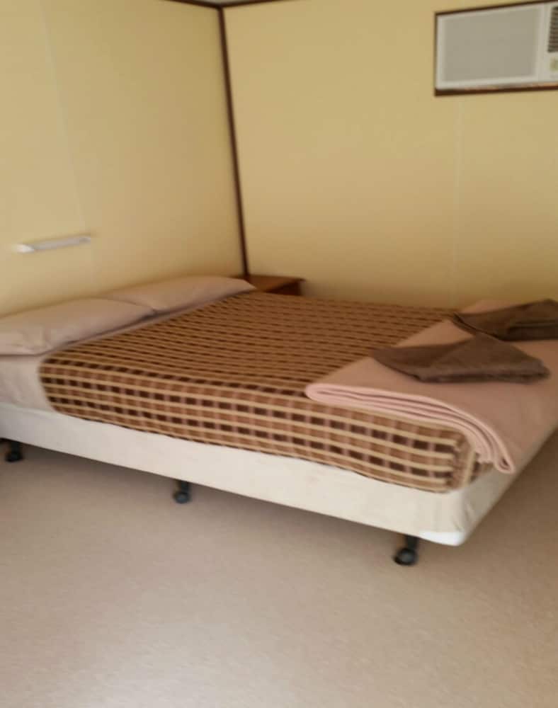 William Creek SA Accommodation Sunshine Coast