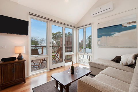 Salt Loft - Accommodation Sunshine Coast 3