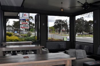 Brougham Arms Hotel - Accommodation Sunshine Coast 0