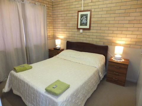 Sunrise Units - Accommodation Sunshine Coast 2