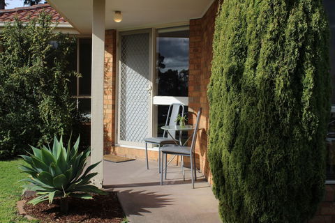 Australian Home Away At East Doncaster Andersons Creek 1 - Accommodation Sunshine Coast 2